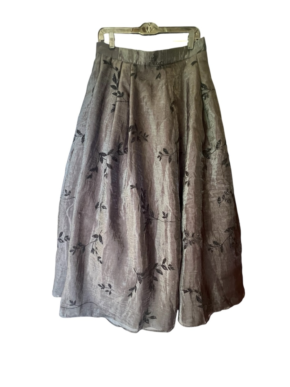 Elegant Black A-Line evening maxi Skirt with Black velvet Leaf detail L